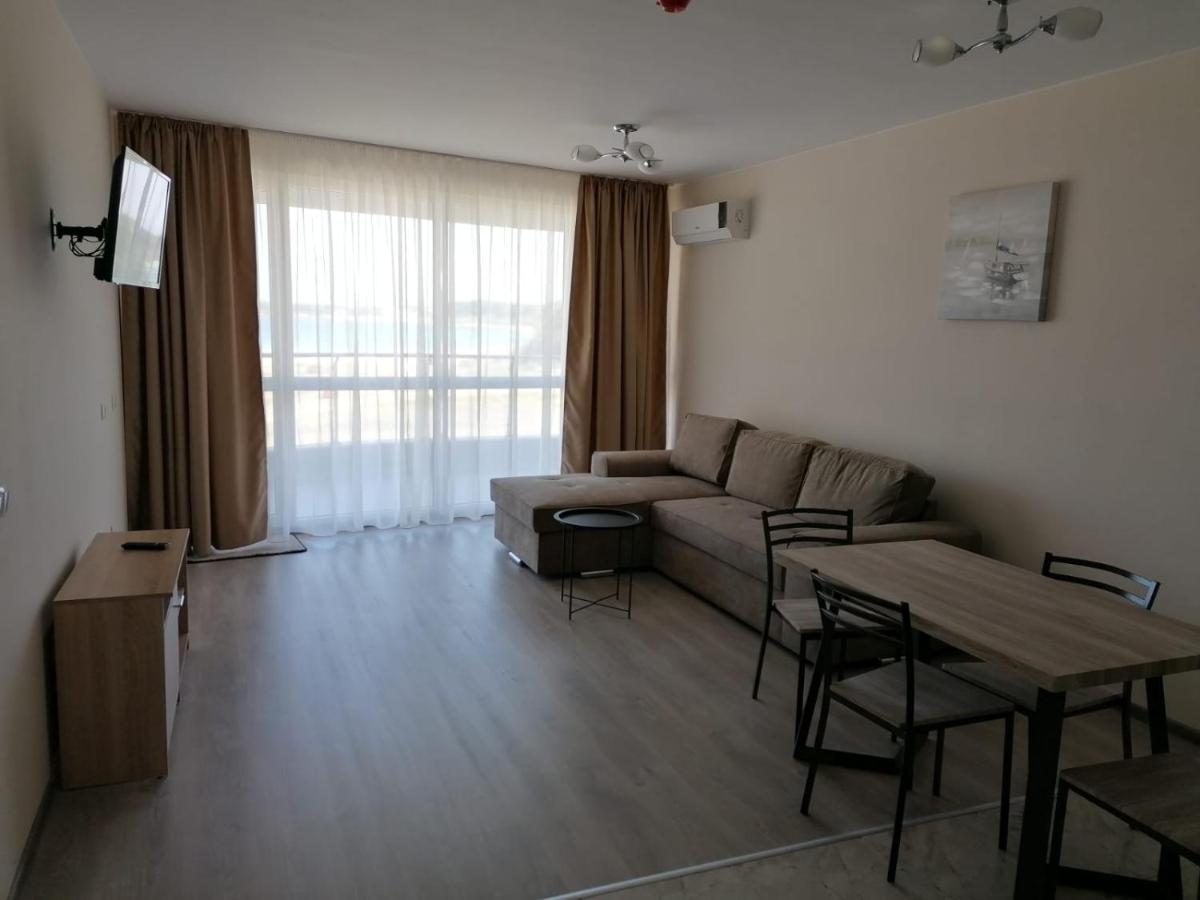 Apart Allure Dobi Aparthotel Primorsko Exterior photo