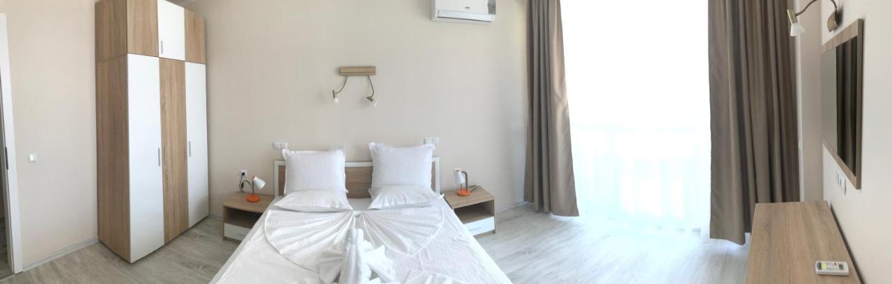 Apart Allure Dobi Aparthotel Primorsko Exterior photo
