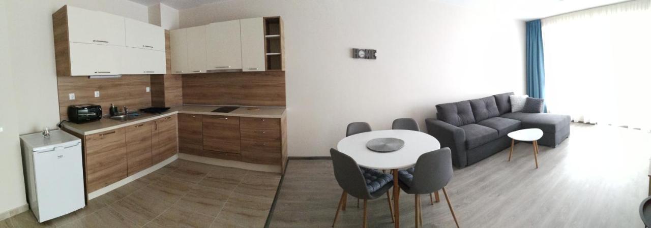 Apart Allure Dobi Aparthotel Primorsko Exterior photo