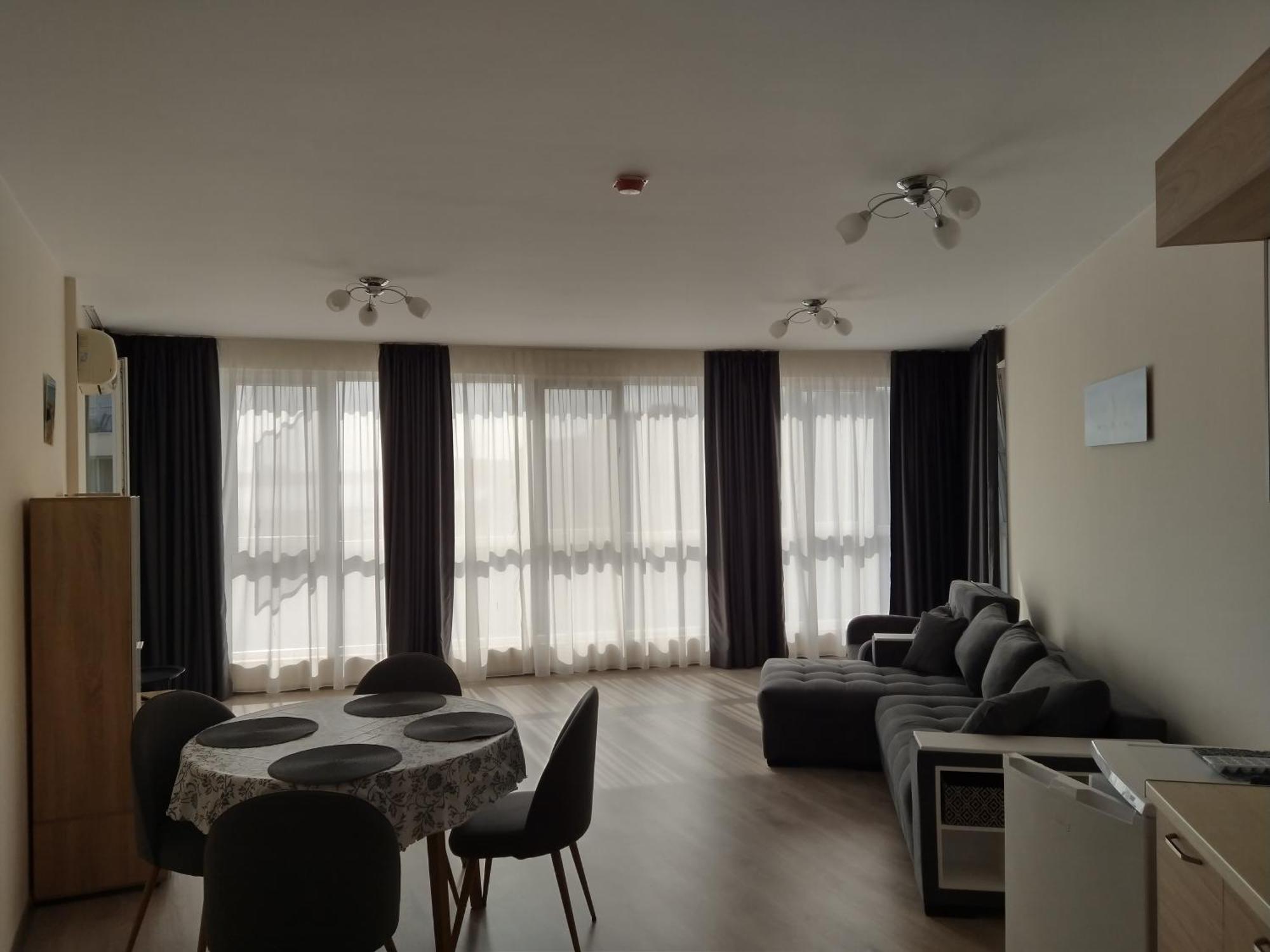 Apart Allure Dobi Aparthotel Primorsko Exterior photo